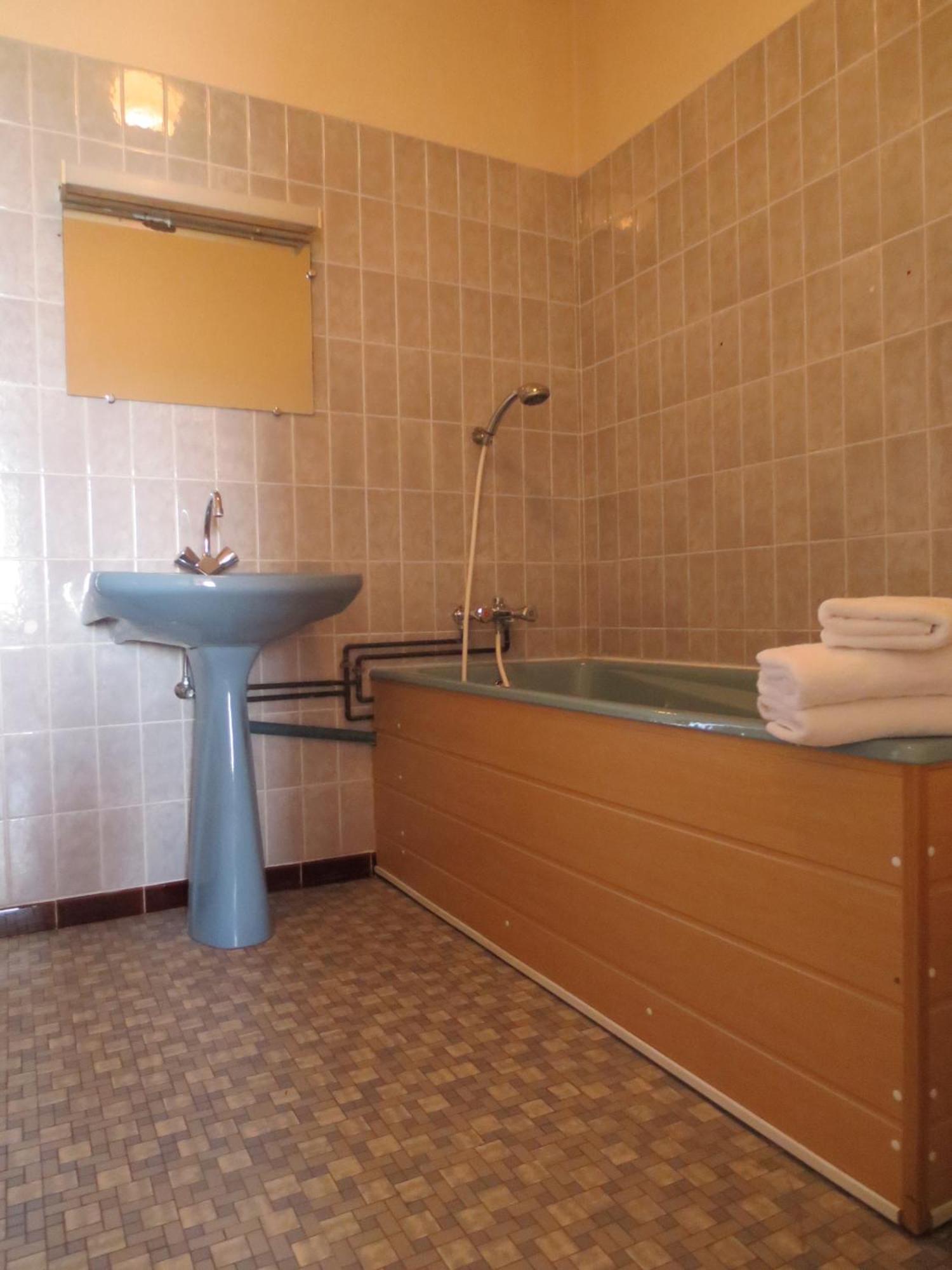Logis L'Auberge Du Gros Silly-sur-Nied Phòng bức ảnh