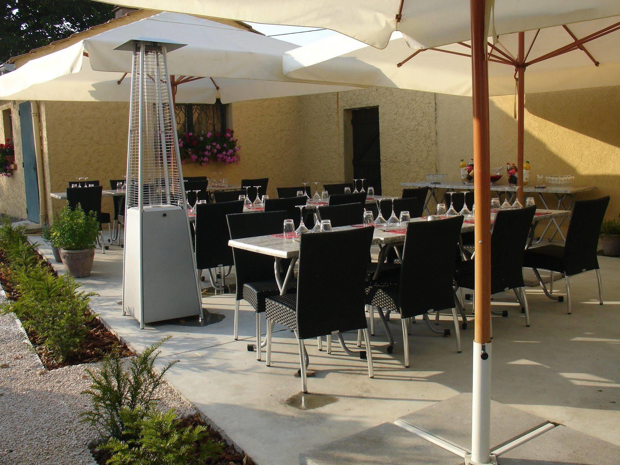Logis L'Auberge Du Gros Silly-sur-Nied Ngoại thất bức ảnh